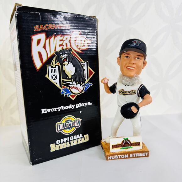 Huston Street Bobblehead Sacramento River Cats Oakland A's SGA - Picture 2 of 10